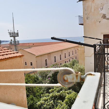 לינה וארוחת בוקר צ'פאלו Palazzo Melnis מראה חיצוני תמונה
