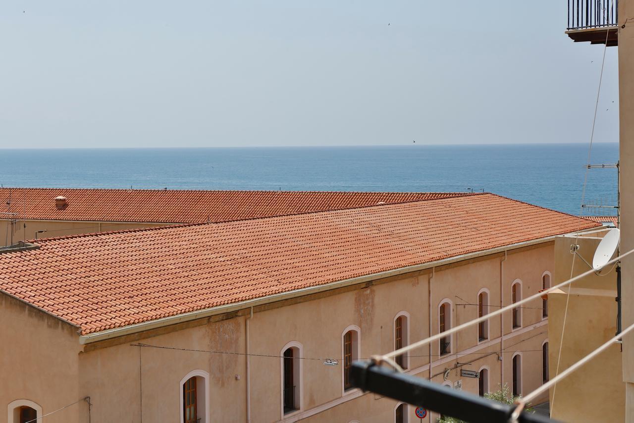 לינה וארוחת בוקר צ'פאלו Palazzo Melnis מראה חיצוני תמונה
